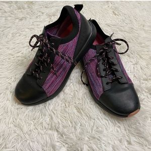 alegria TRAQ striped athletic comfort shoes  ♥️FALL SALE♥️